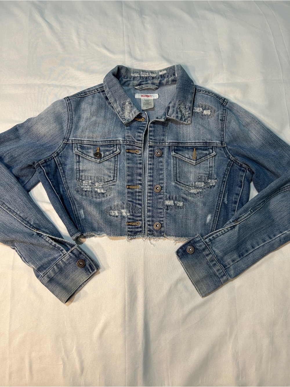 Bongo Cropped Denim Jacket Women's Medium Distressed Raw Hem Blue Jean Trucker